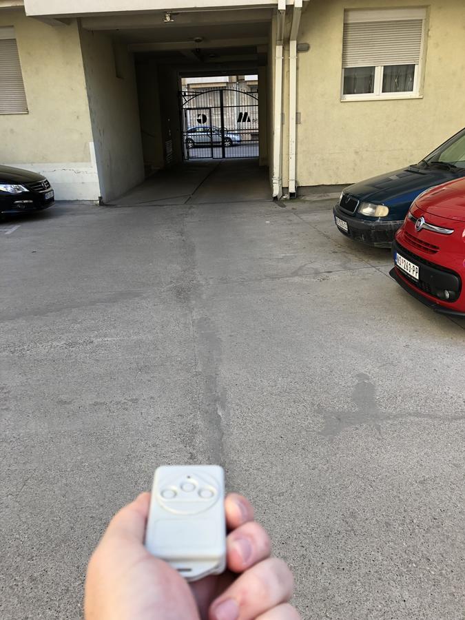 5 Stars Apartment With Free Garage Place Novi Sad Exterior photo