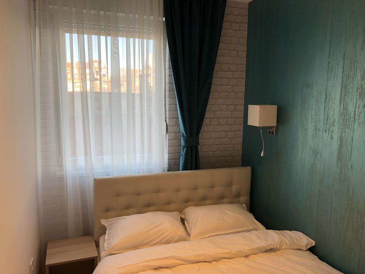 5 Stars Apartment With Free Garage Place Novi Sad Exterior photo